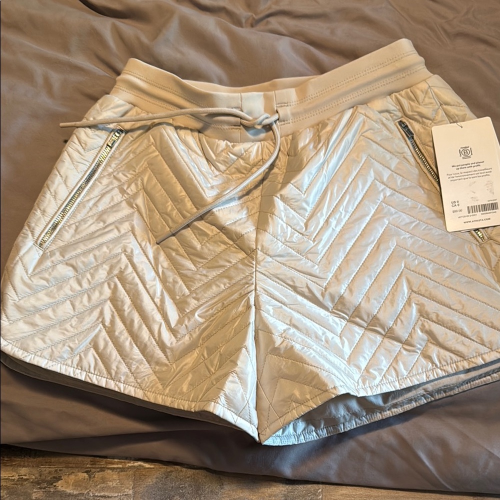 Athleta Women's Quilted Gray Shorts